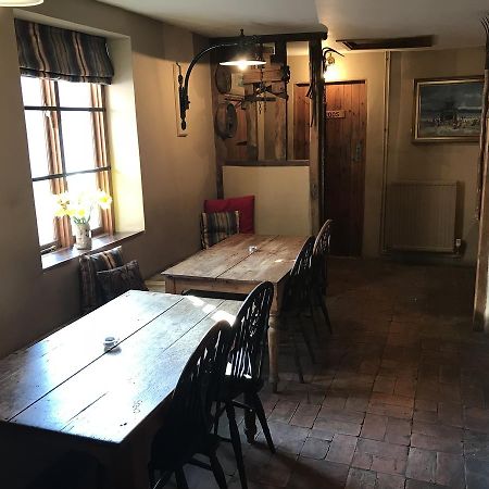 Kenninghall Red Lion NWI Exterior foto