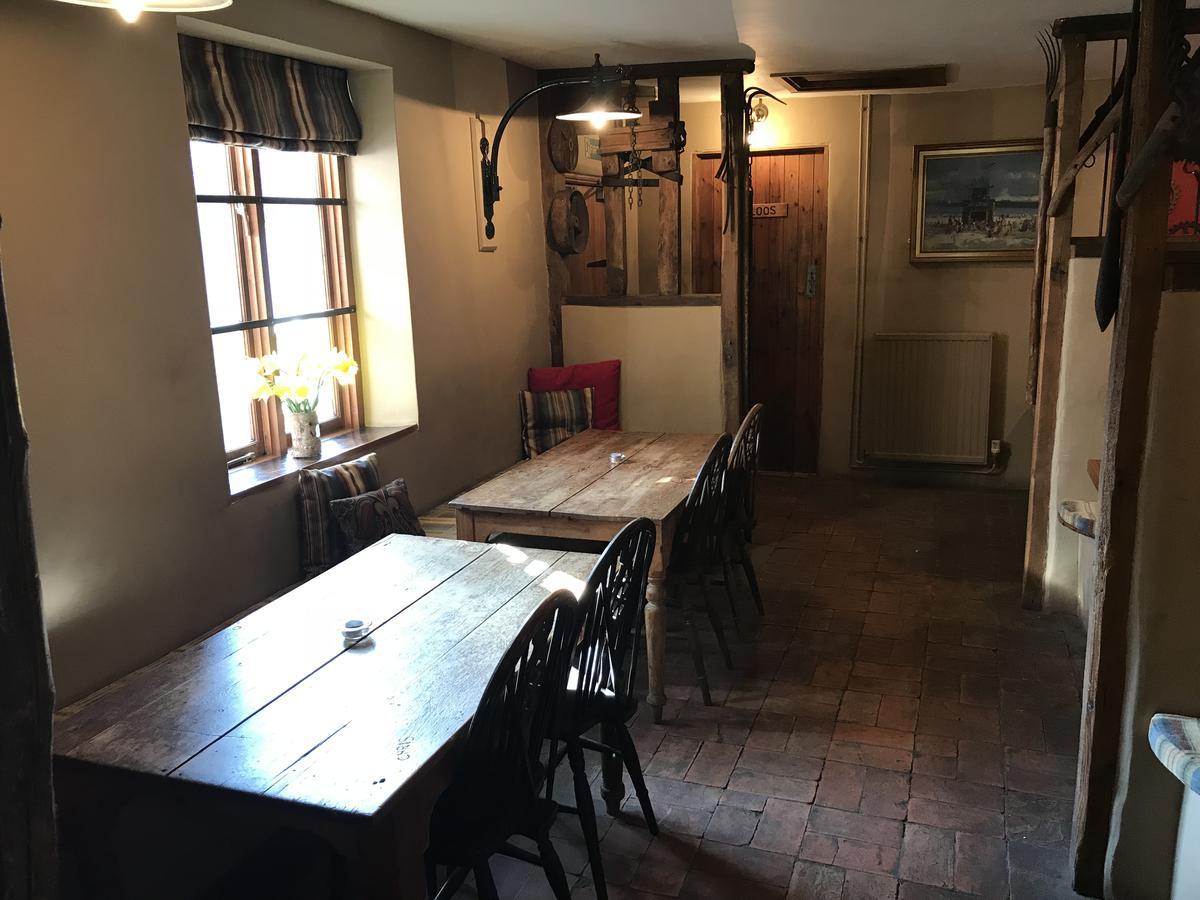 Kenninghall Red Lion NWI Exterior foto